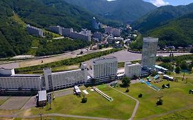 นาเอบะ ปริ้นส์ โฮเต็ล